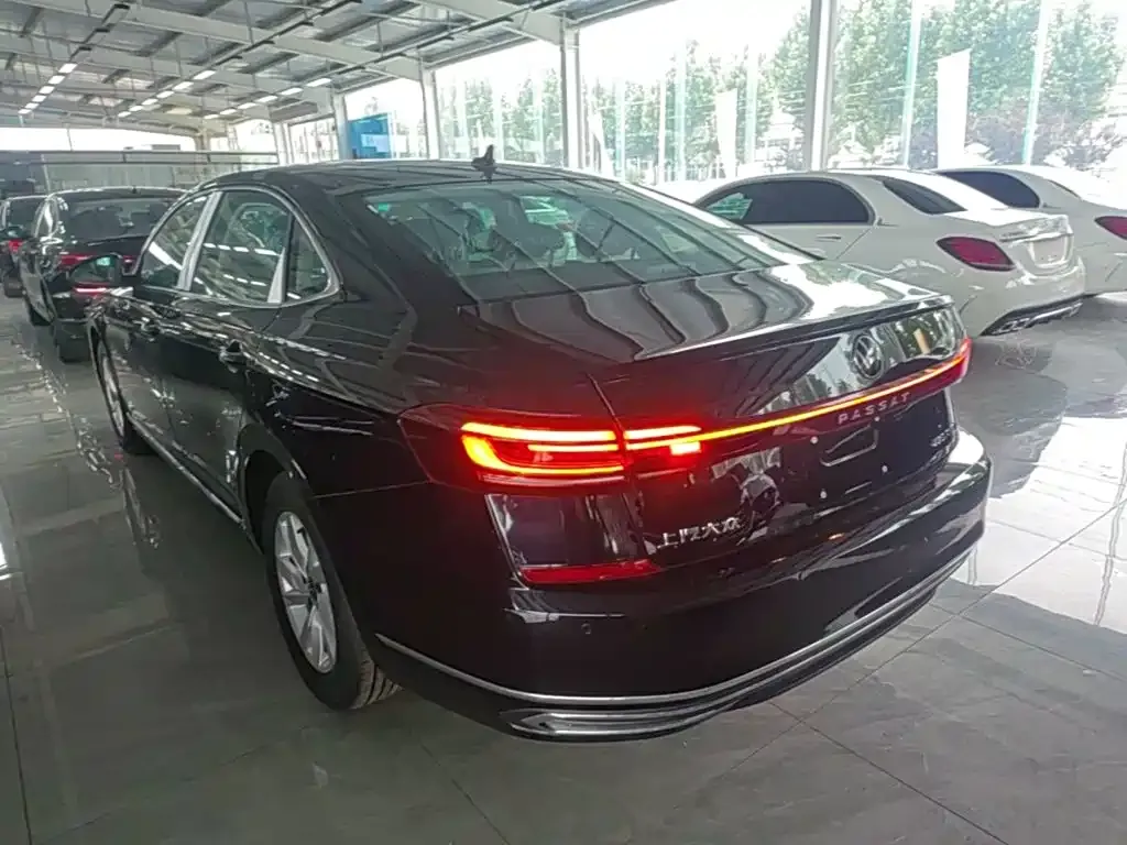 Volkswagen 帕萨特插电混动 — фото 3