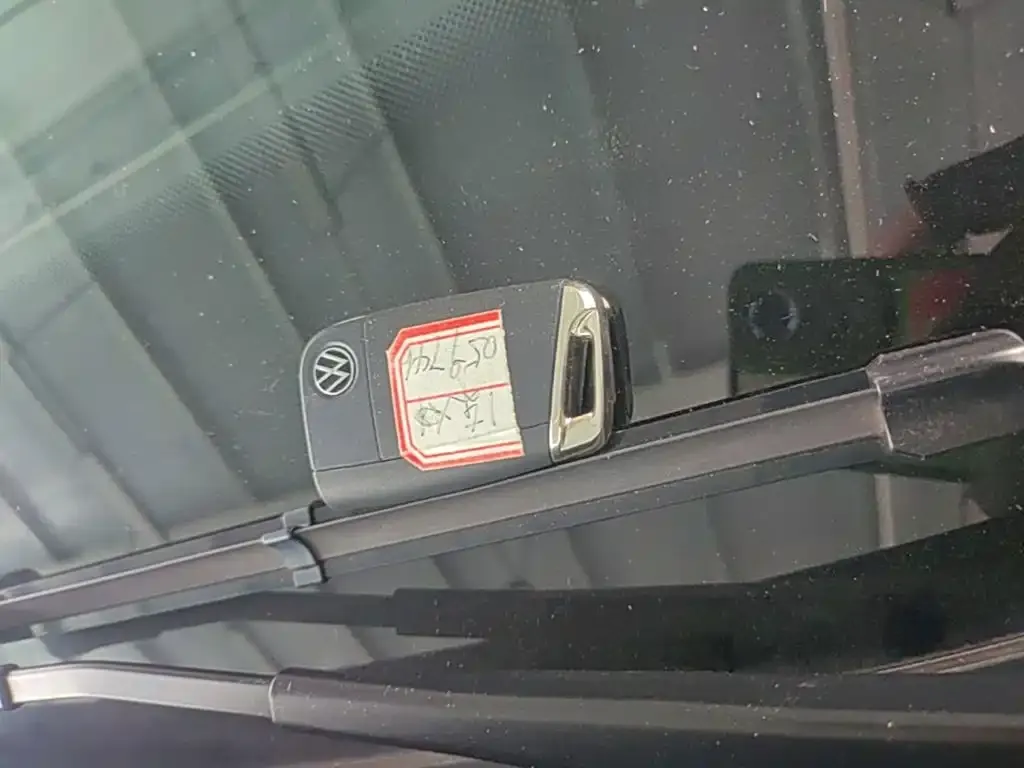 Volkswagen 帕萨特插电混动 — фото 2
