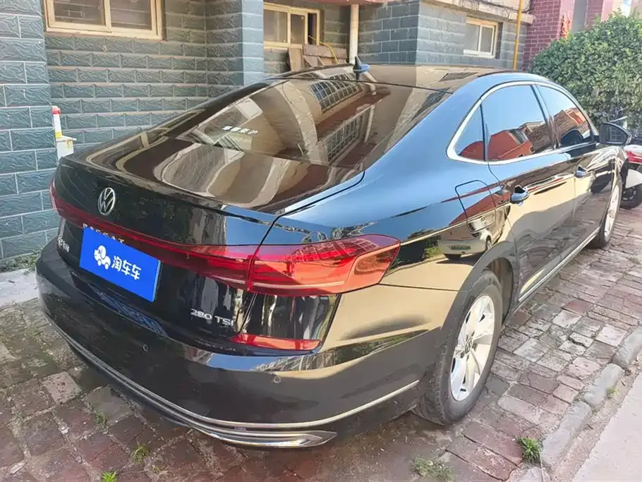 Volkswagen Passat — фото 5