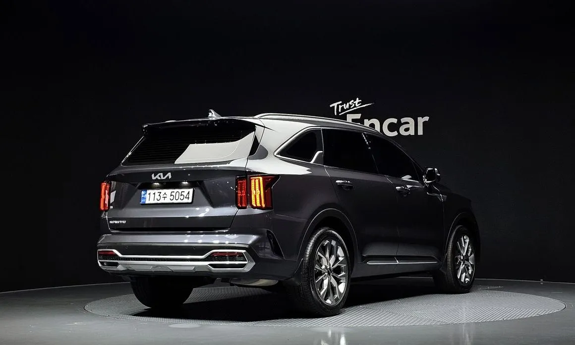 Kia Sorento — фото 3