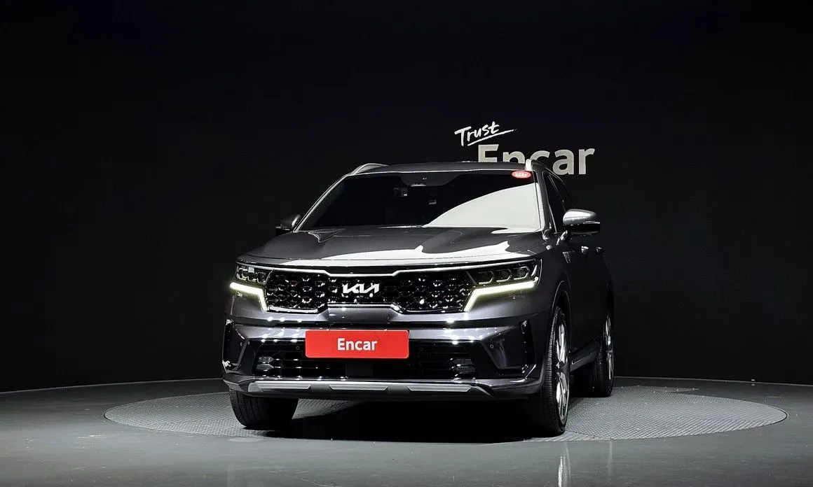 Kia Sorento — фото 9