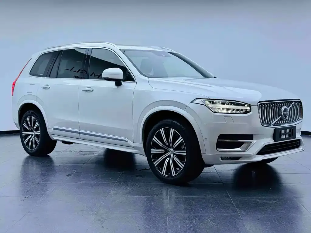 Volvo XC90 — фото 5