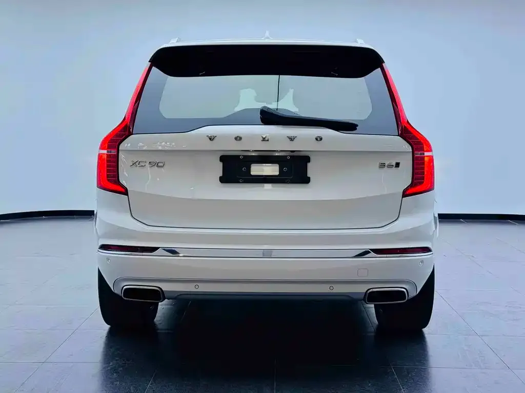 Volvo XC90 — фото 4