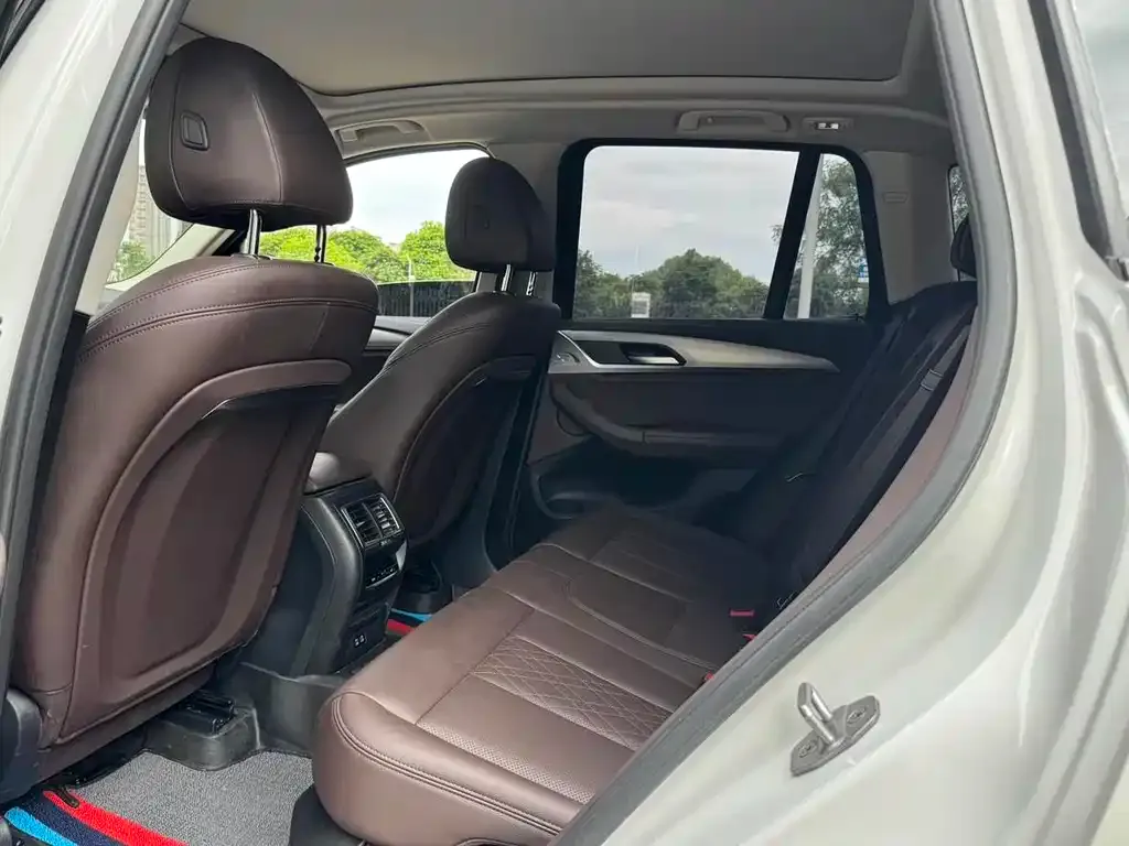 BMW iX3 2022 из CN, фото 3