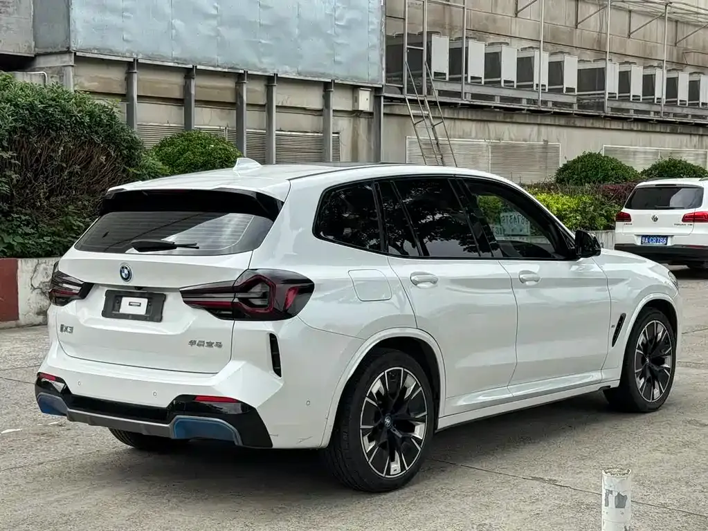 BMW iX3 2022 из CN, фото 6