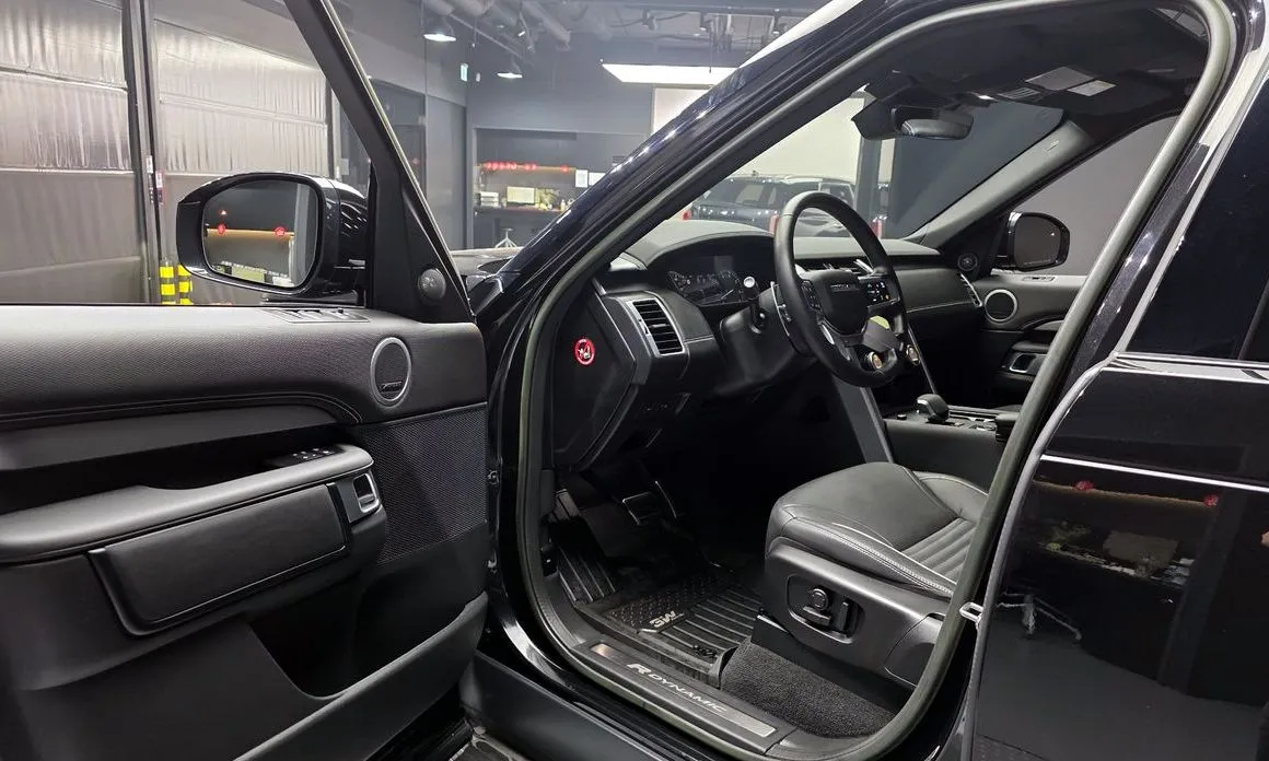 Land Rover Discovery 2023 из KR, фото 9