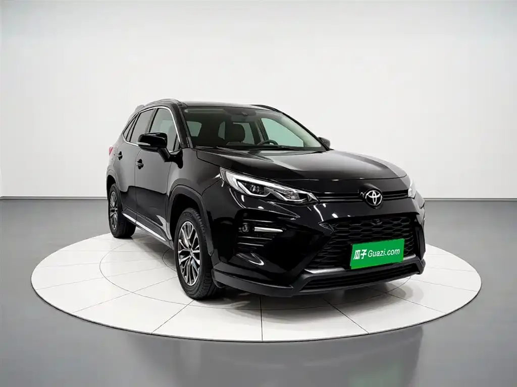 Toyota Wildlander — фото 5