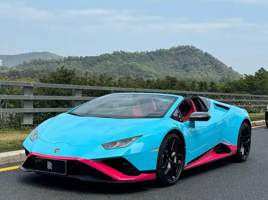 Lamborghini Huracan — фото 1