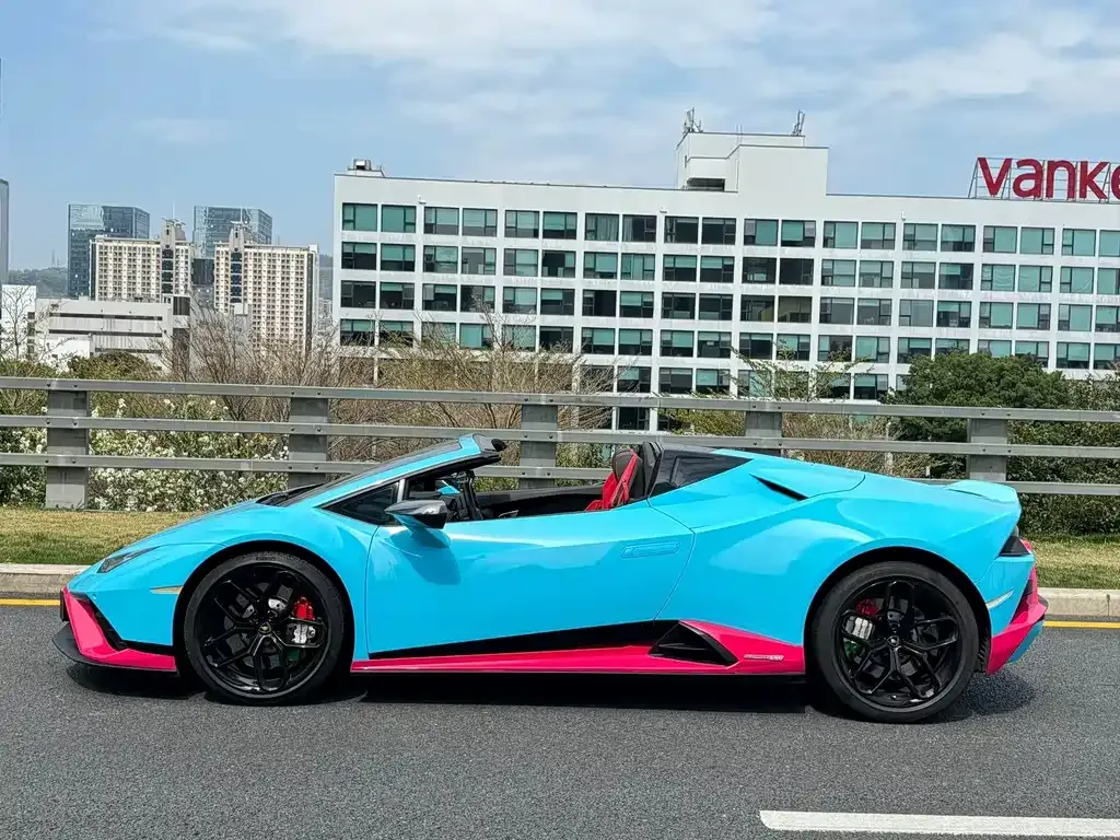 Lamborghini Huracan — фото 7