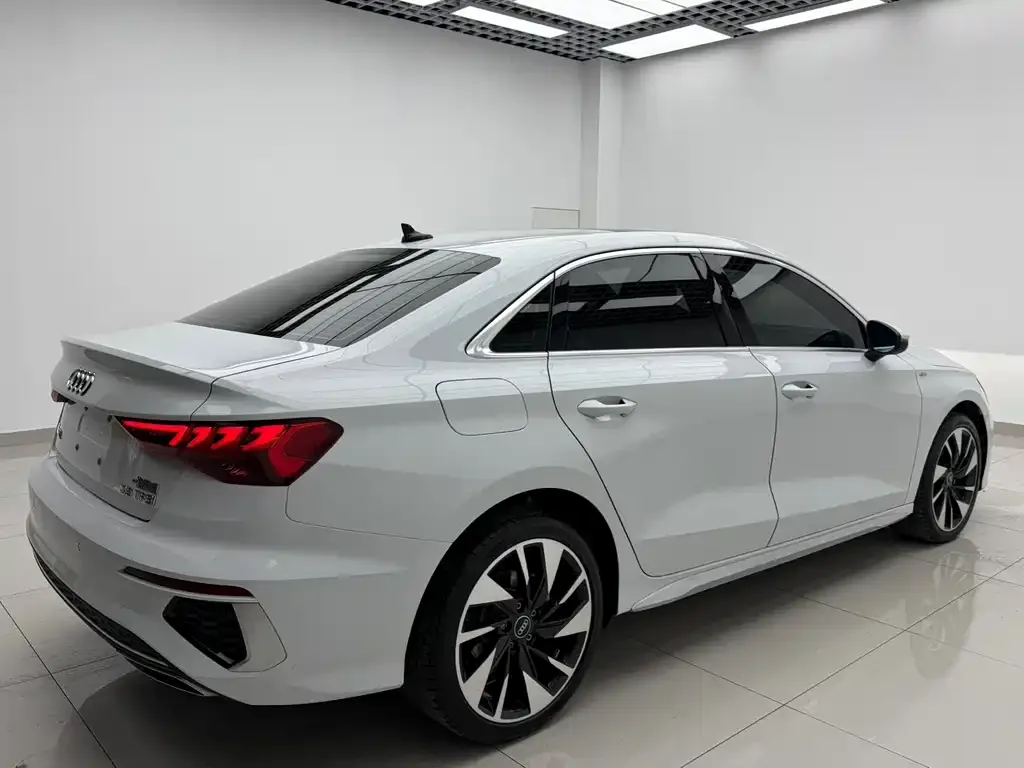 Audi A3 — фото 5