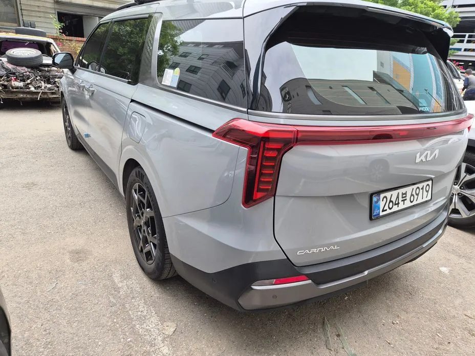 Kia Carnival 2025 из KR, фото 9