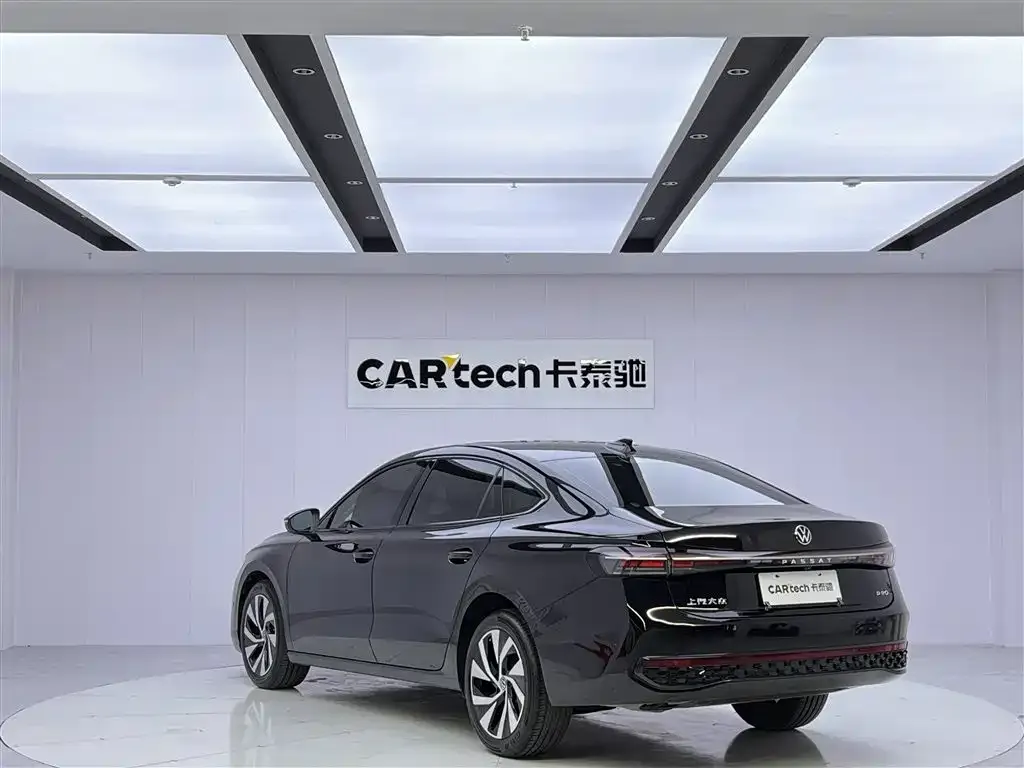 Volkswagen Passat — фото 5