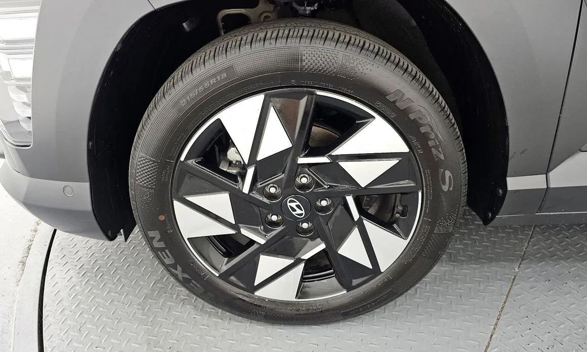 Hyundai Kona 2023 из KR, фото 9