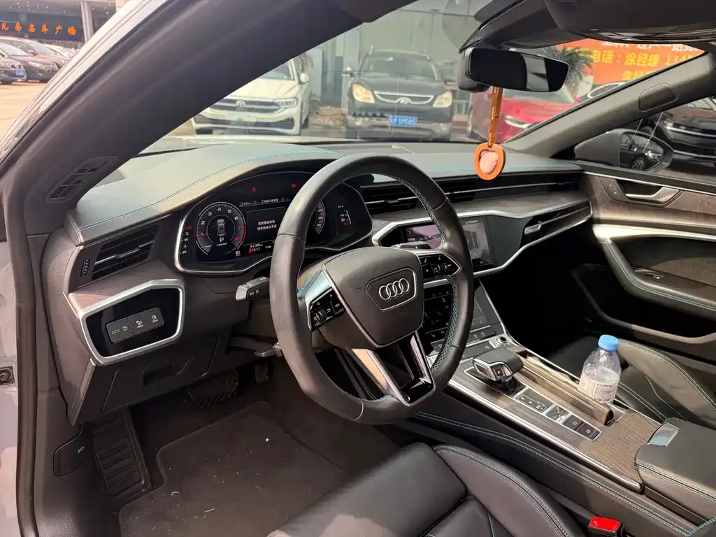 Audi A7 — фото 5