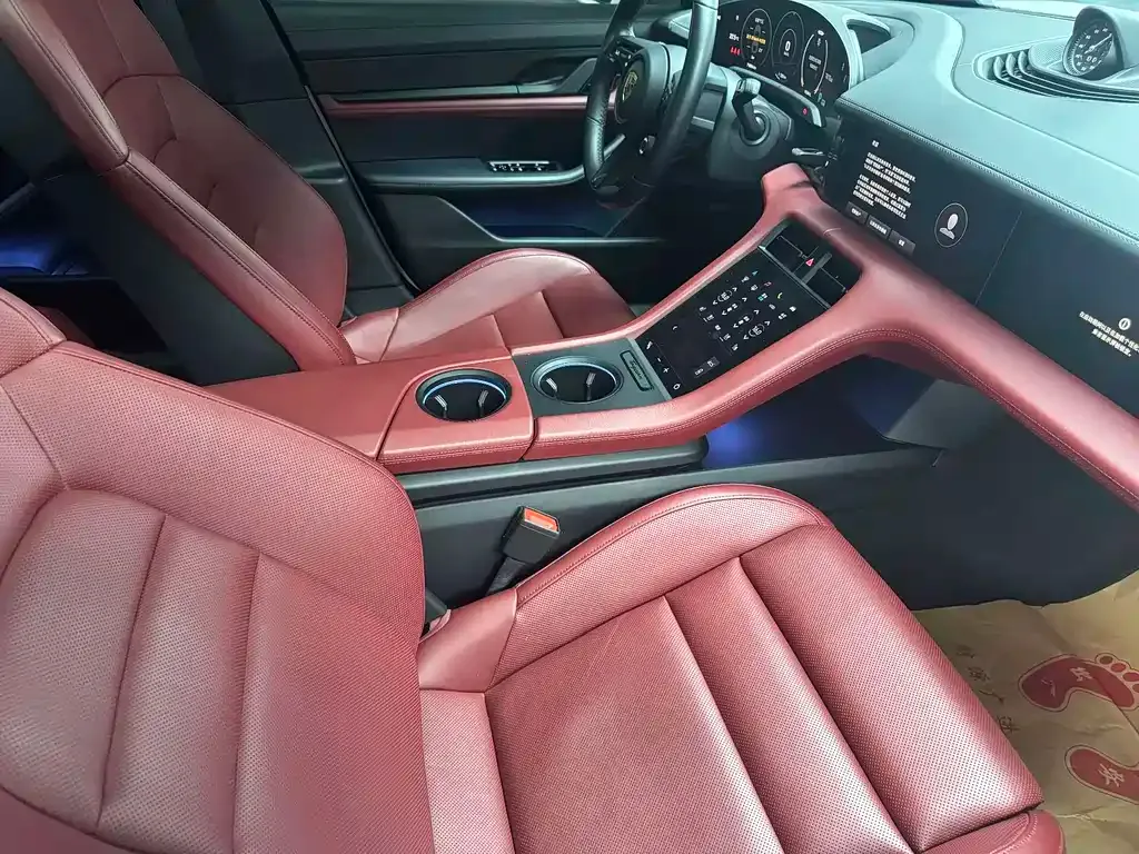 Porsche Taycan 2021 из CN, фото 8