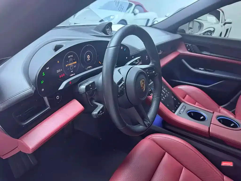 Porsche Taycan 2021 из CN, фото 3