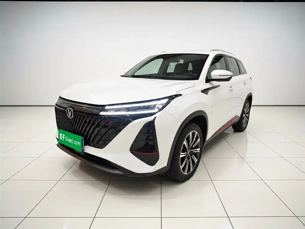 Changan CS75PLUS — фото 1