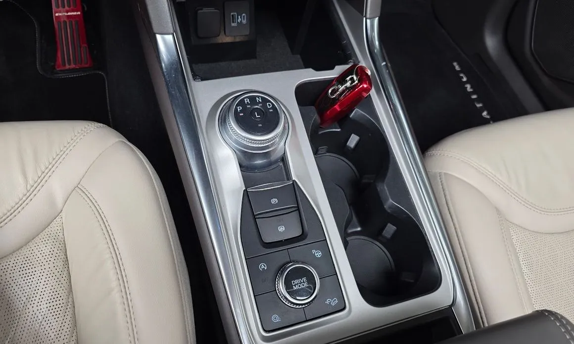 Ford Explorer 2022 из KR, фото 7