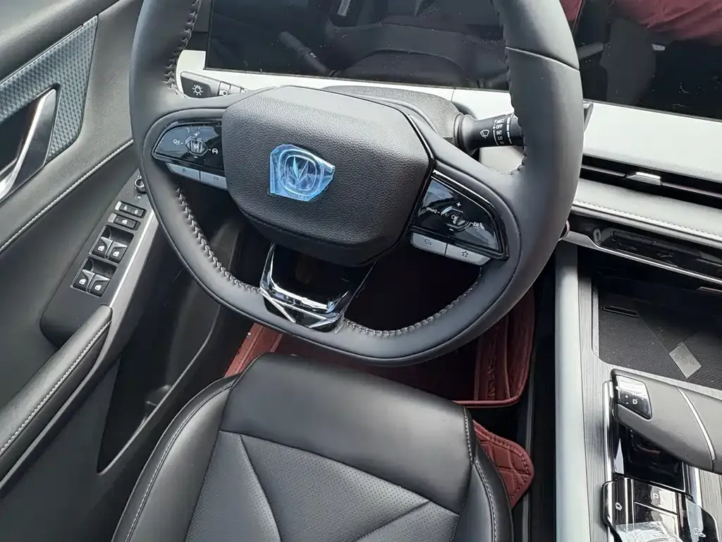 Changan CS75PLUS — фото 10