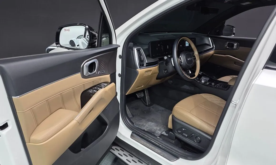 Kia Sorento — фото 6