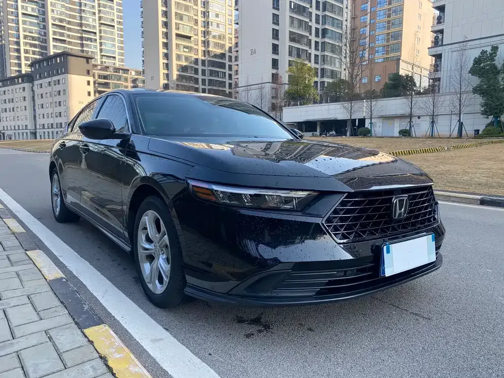 Honda Accord — фото 6
