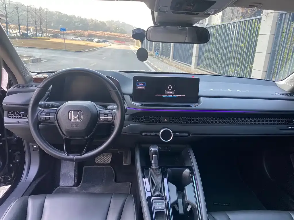 Honda Accord — фото 4