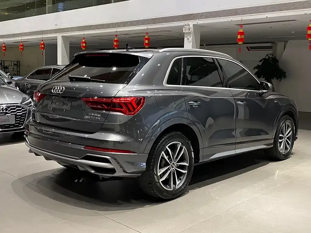 Audi Q3 — фото 5