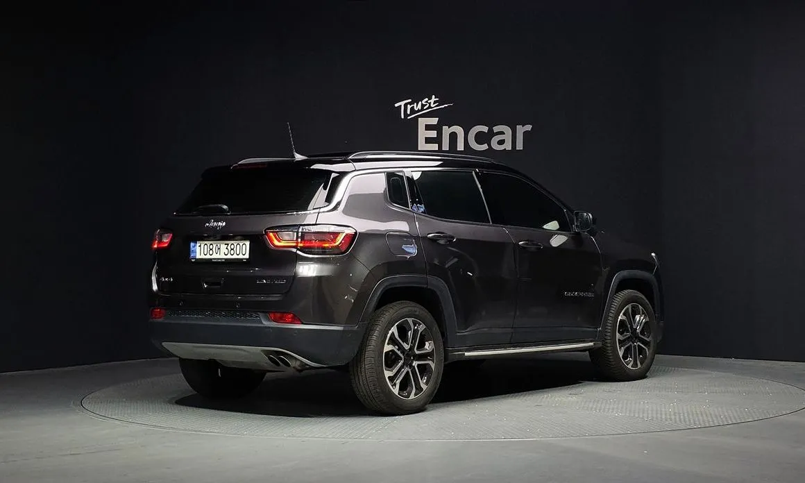 Jeep Compass 2022 из KR, фото 6