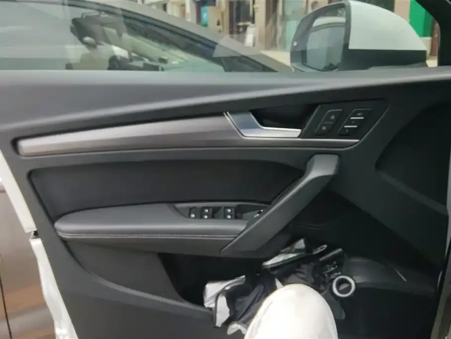 Audi Q5L 2022 из CN, фото 6