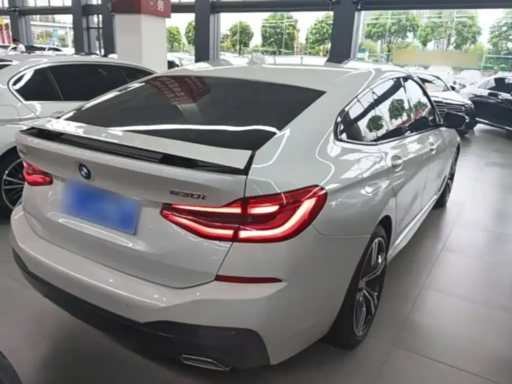 BMW 6 Series GT — фото 10