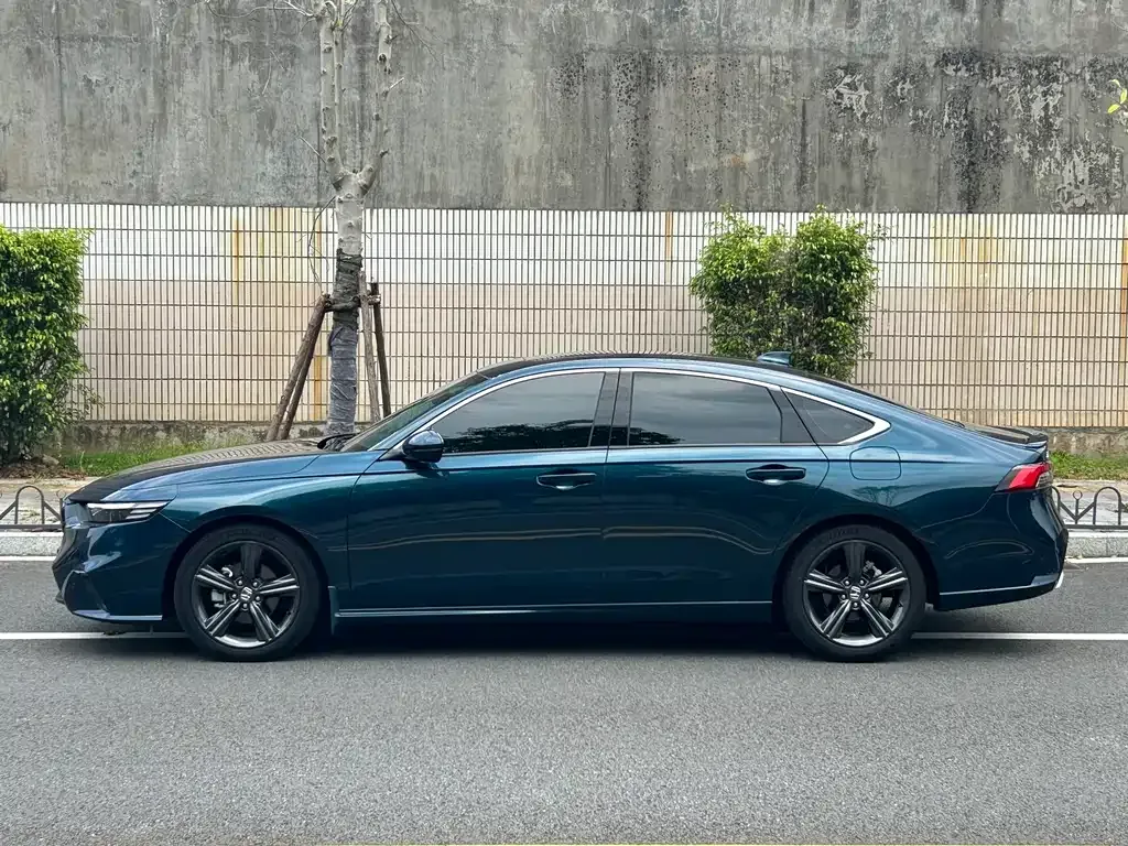 Honda Inspire 2023 из CN, фото 6