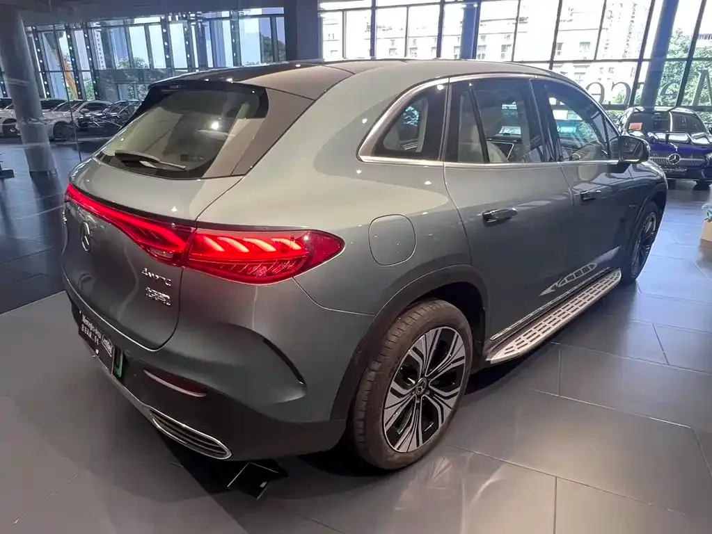 Mercedes-Benz EQE SUV 2024 из CN, фото 10