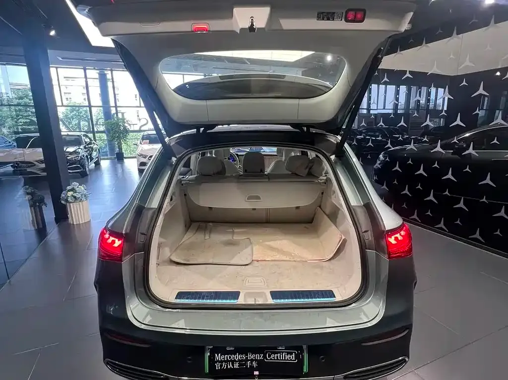 Mercedes-Benz EQE SUV 2024 из CN, фото 8