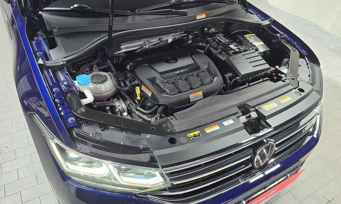Volkswagen Tiguan — фото 9