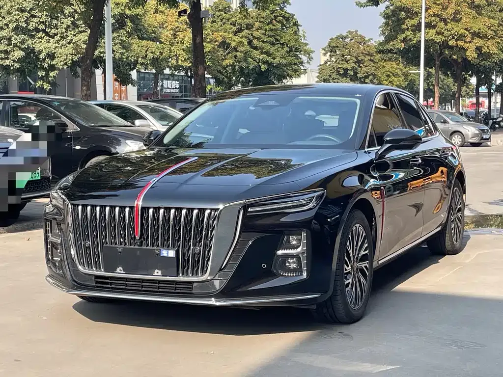 Hongqi H5 — фото 1