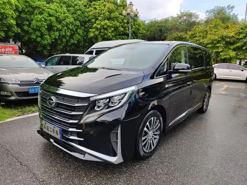 GAC Motor Trumpchi M8