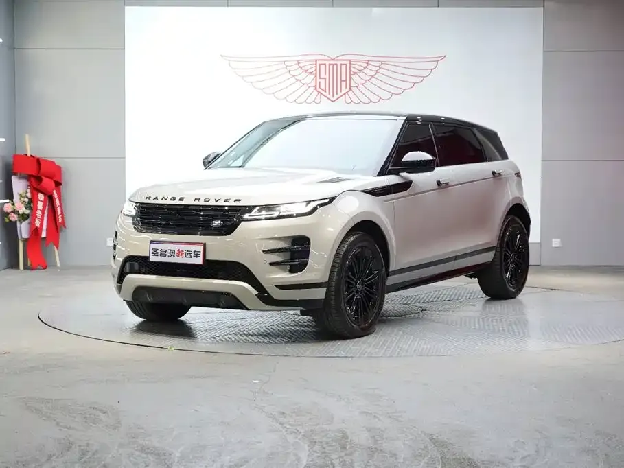 Land Rover Evoque — фото 1
