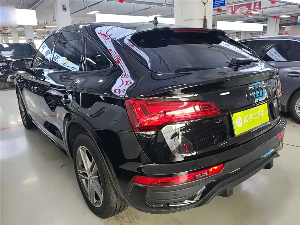 Audi Q5L Sportback — фото 2