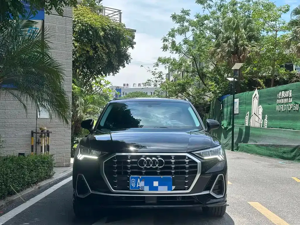 Audi Q3 — фото 10