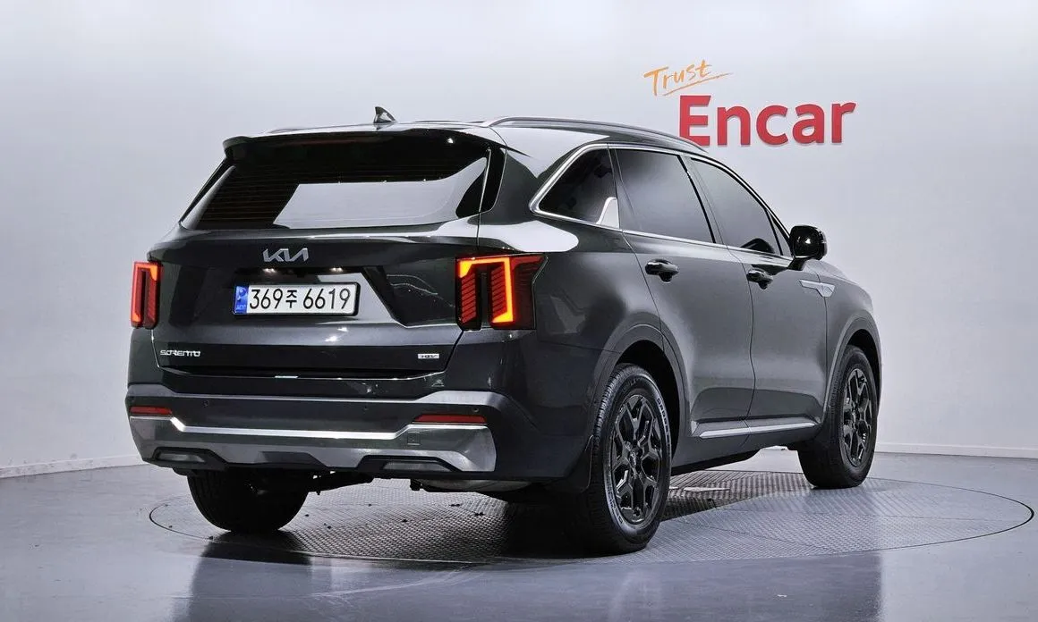 Kia Sorento — фото 4