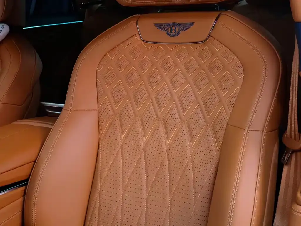 Bentley Flying Spur PHEV 2022 из CN, фото 5
