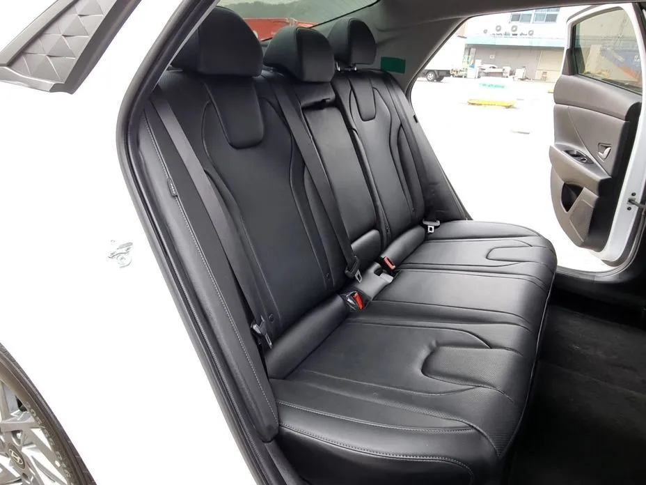 Hyundai AVANTE 2024 из KR, фото 8