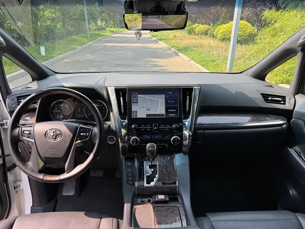 Toyota Alphard 2021 из CN, фото 10