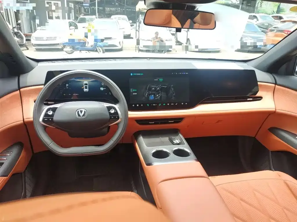 Changan CS75PLUS — фото 2