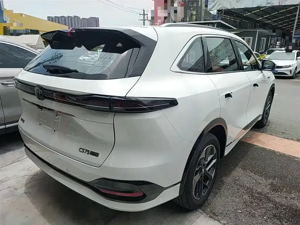 Changan CS75PLUS — фото 9