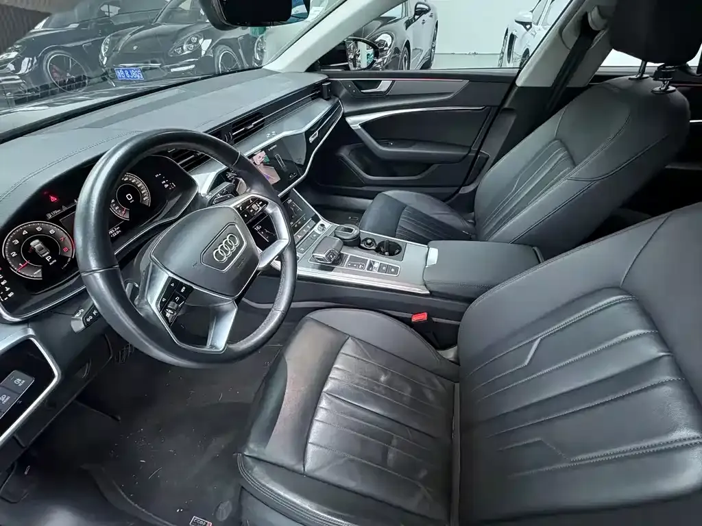Audi A7 2021 из CN, фото 10