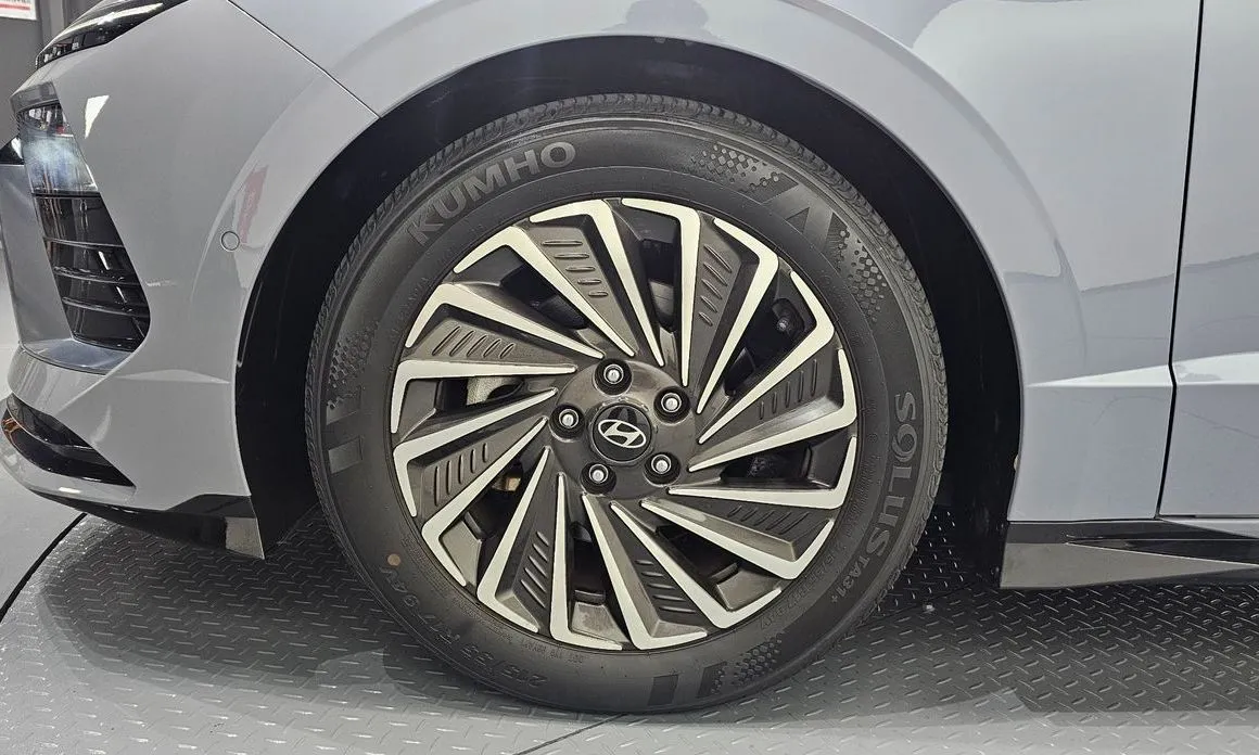 Hyundai Sonata 2024 из KR, фото 3
