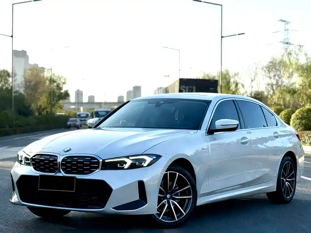 BMW 3 Series — фото 1