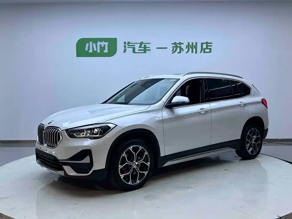 BMW X1 — фото 1
