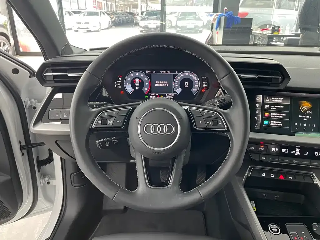 Audi A3 — фото 5